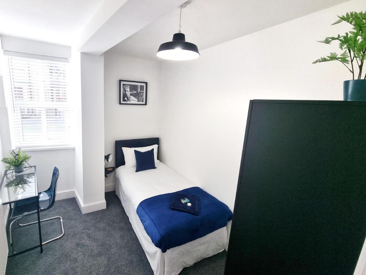Stylish 2 Bed Apartment With Free Parking, Wifi Colchester Exterior foto
